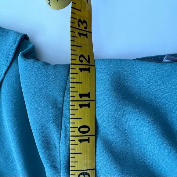 Charlotte Russe High Rise 3 Inch Ruffle Teal Blue Shorts Junior’s Size Large - Picture 10 of 12